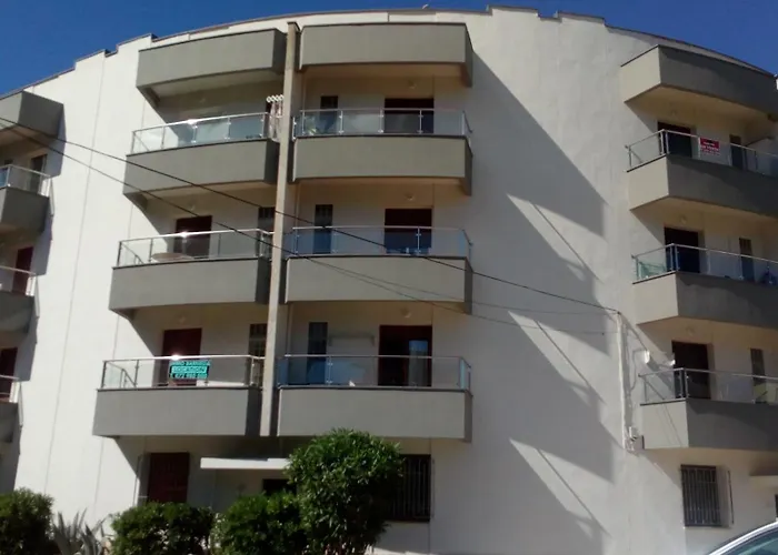 Global Immo 3170 Hort De Mar E アパート *